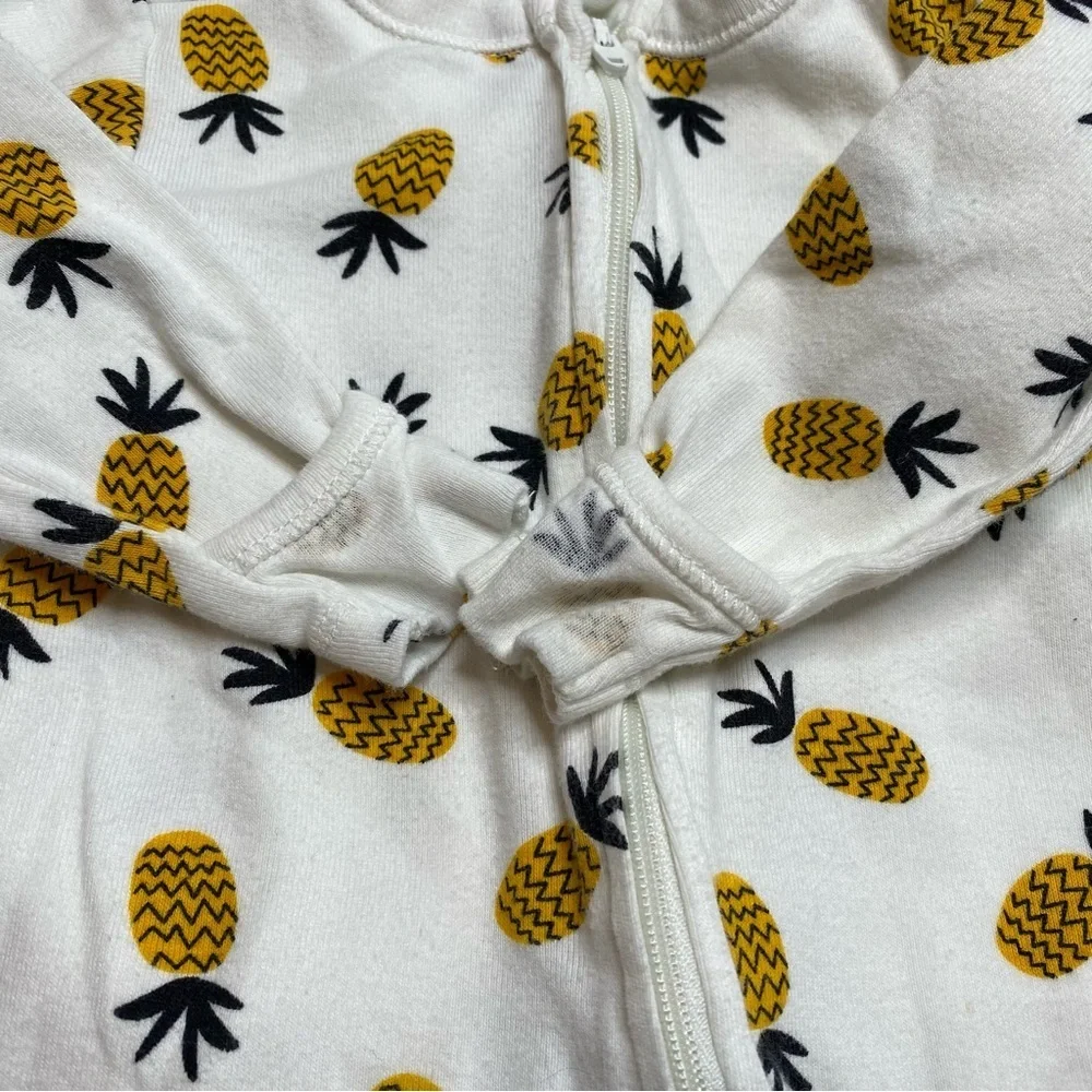 Old Navy Pineapple Print Baby Set